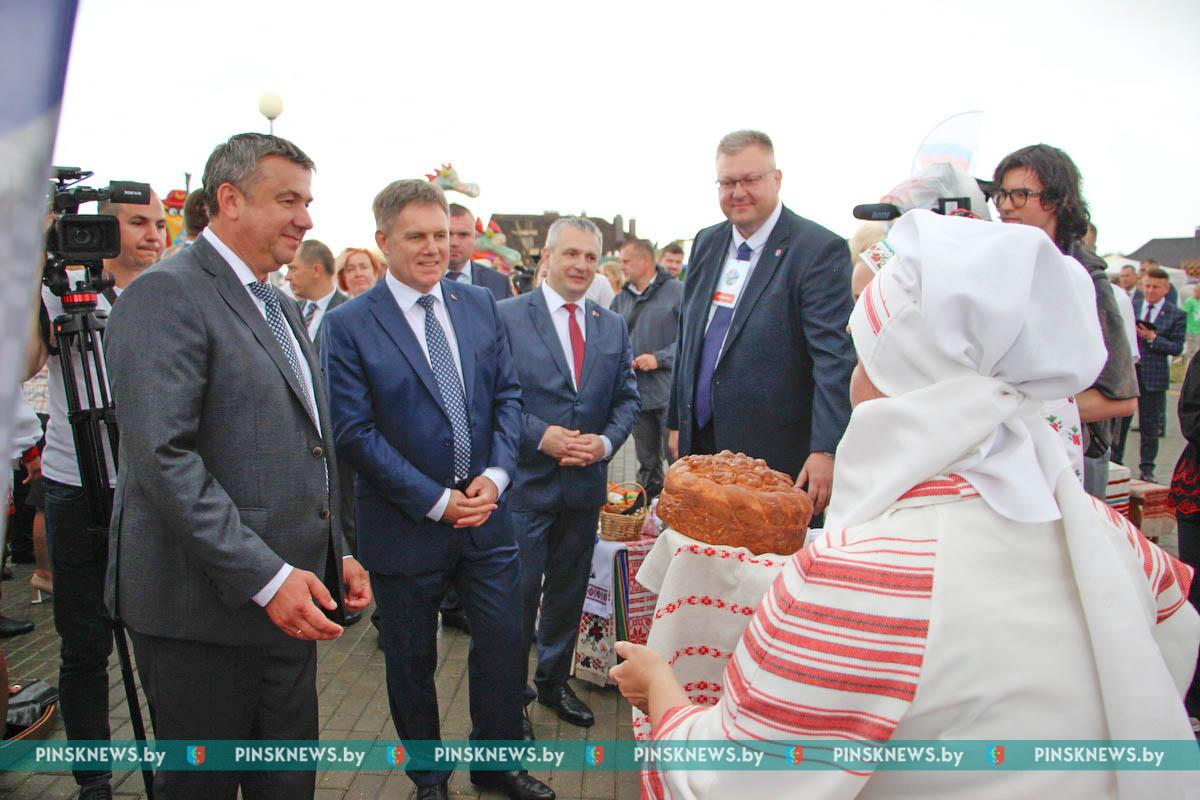 Пинский район впечатлил гостей фестиваля «Зов Полесья» атмосферой  гостеприимства — PINSKNEWS.BY