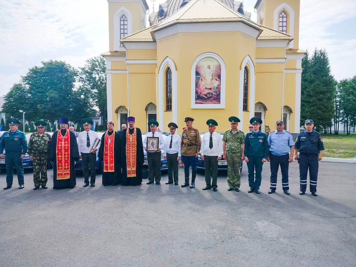 Фоторепортаж. Маршрут Всебелорусского крестного хода «Церковь и армия»  прошел по территории Пинского района — PINSKNEWS.BY